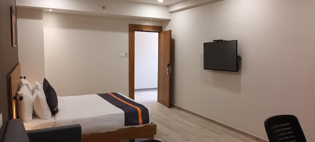 Comfort Inn , Statue Of Unity Kevadia Eksteriør billede